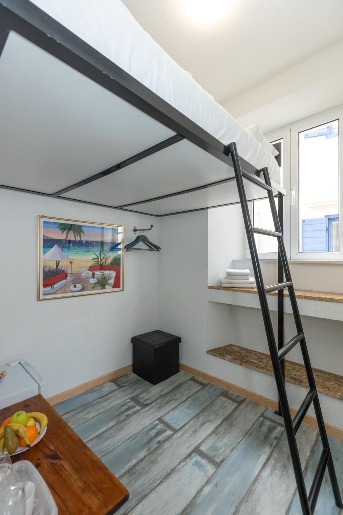 Apartment D Old Town Center *